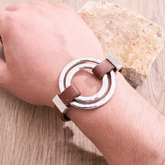 Vintage Boho Double Layer Faux Leather Magnetic Bracelet NWT - Picture 6 of 8